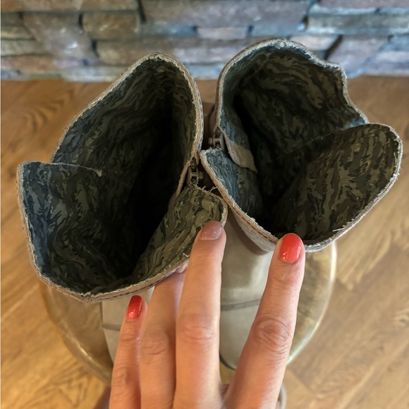 OTBT Women's Size 9M Bridgeport Brown Leather Side Zip Round Toe Boots - Picture 3 of 6